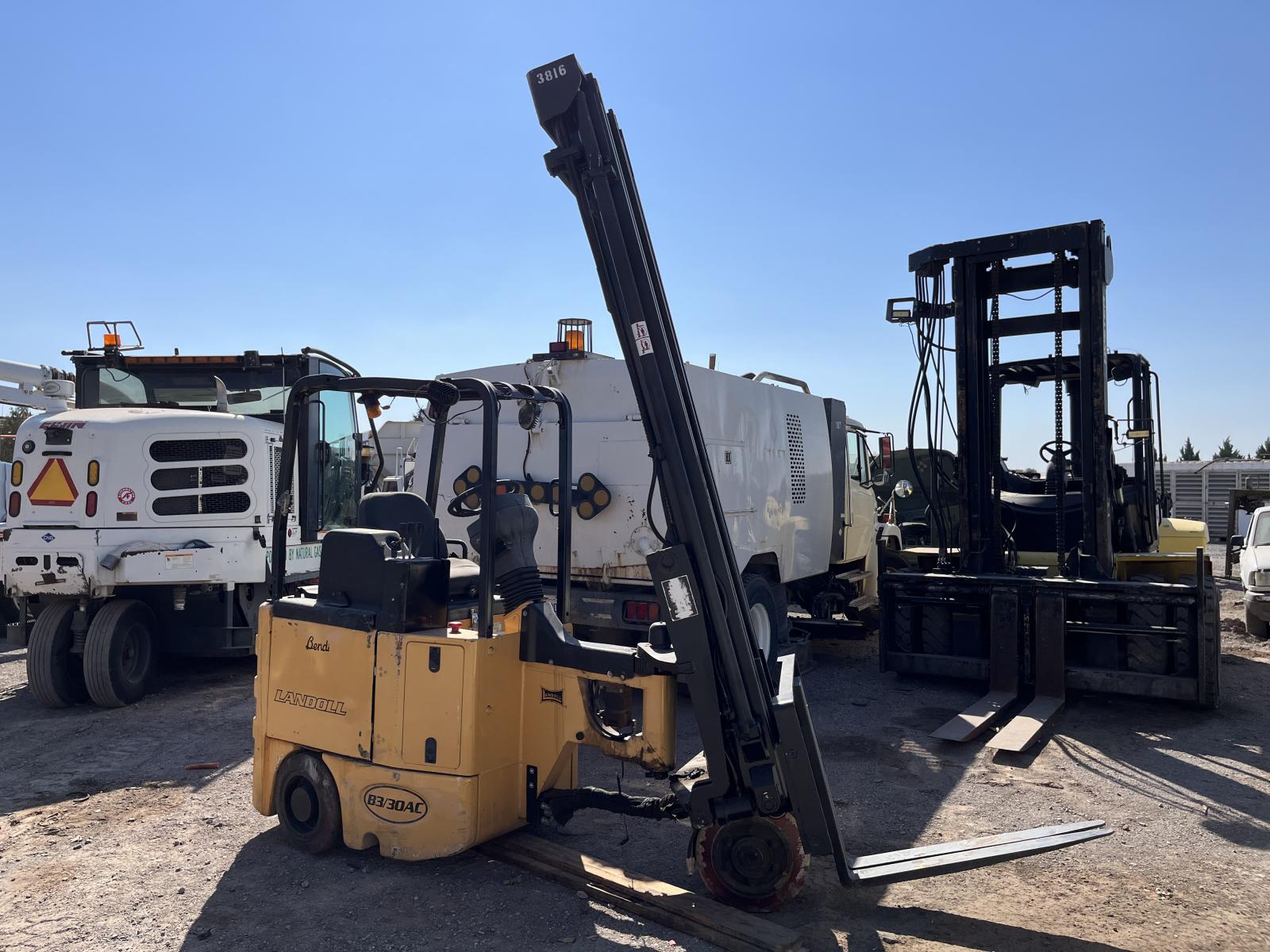 ./imagenes/INVOICE/2019/17915/BENDI B330E-200S (7).JPG